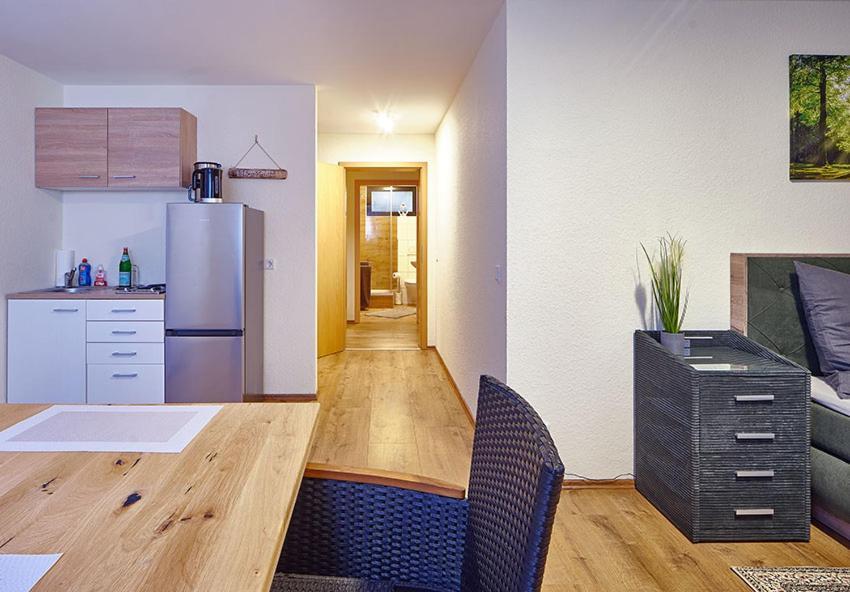 Apartment Komfort Moers-repelen - Ruhige Lage - Sackgasse